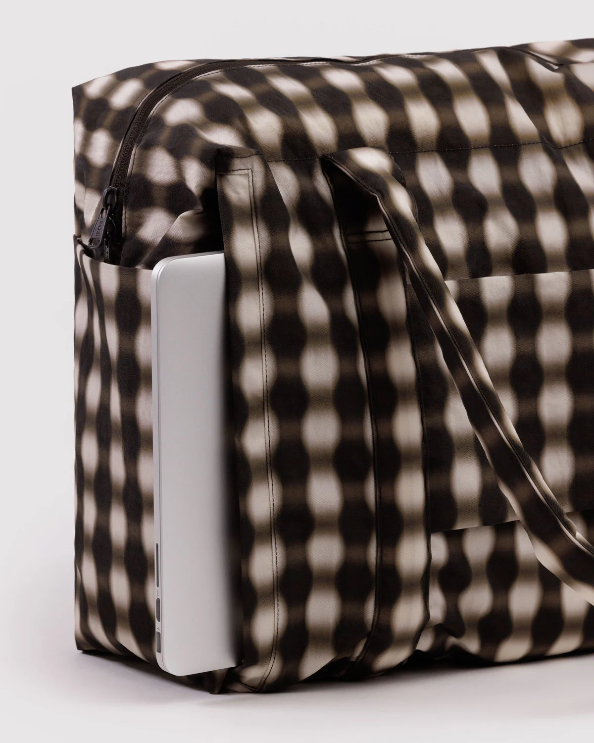 Cloud Carry On - Blurred Gingham Brown - Image 4