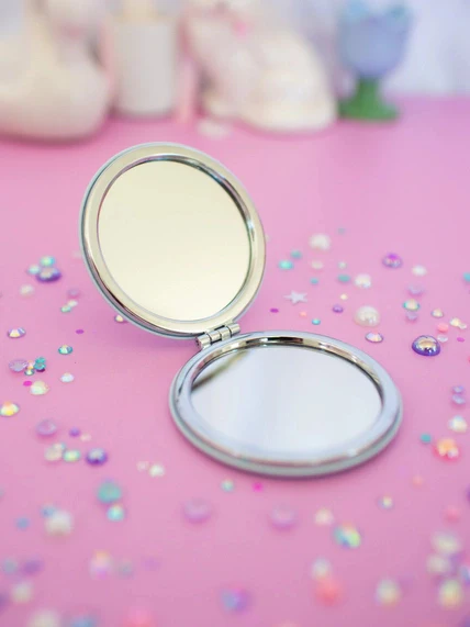 Coquette Kitty Compact Mirror - Image 3