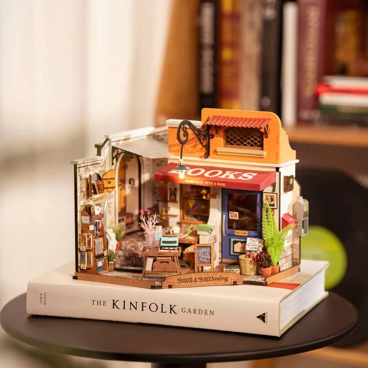 DIY Miniature Corner Bookstore - Image 2