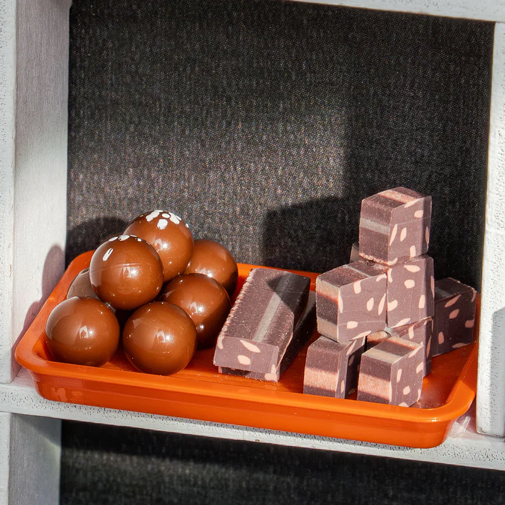 DIY Miniature House Kit: Henry's Chocolate - Image 9