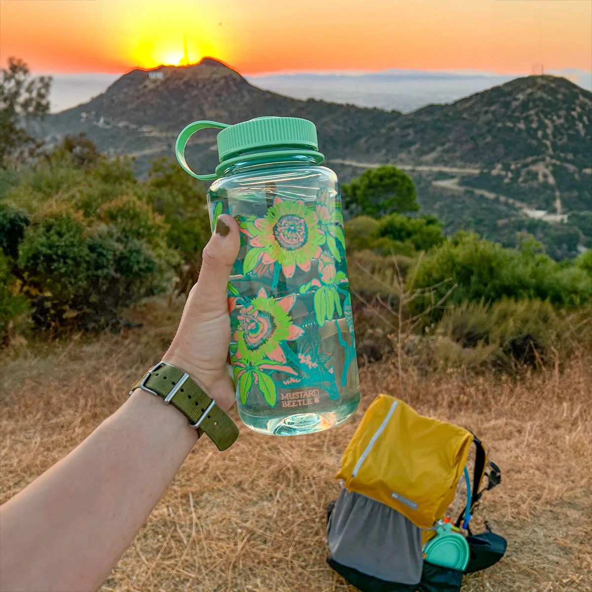 Hummingbirds Nalgene Water Bottle - Image 3