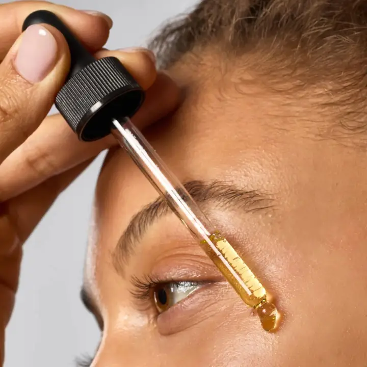 Hydrating Dermaplane Oil - Image 2