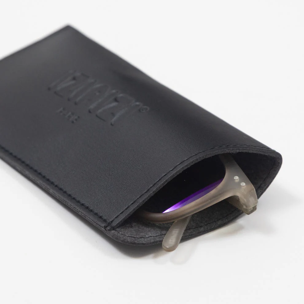 IZIPIZI Vegan Leather Glasses Sleeve