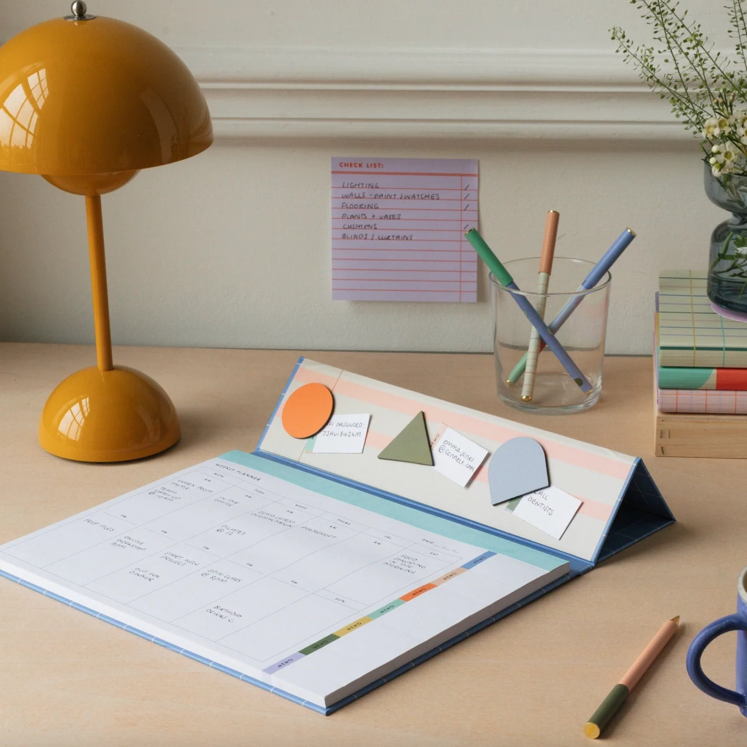 Magnetic Weekly Desk Planner - Image 2