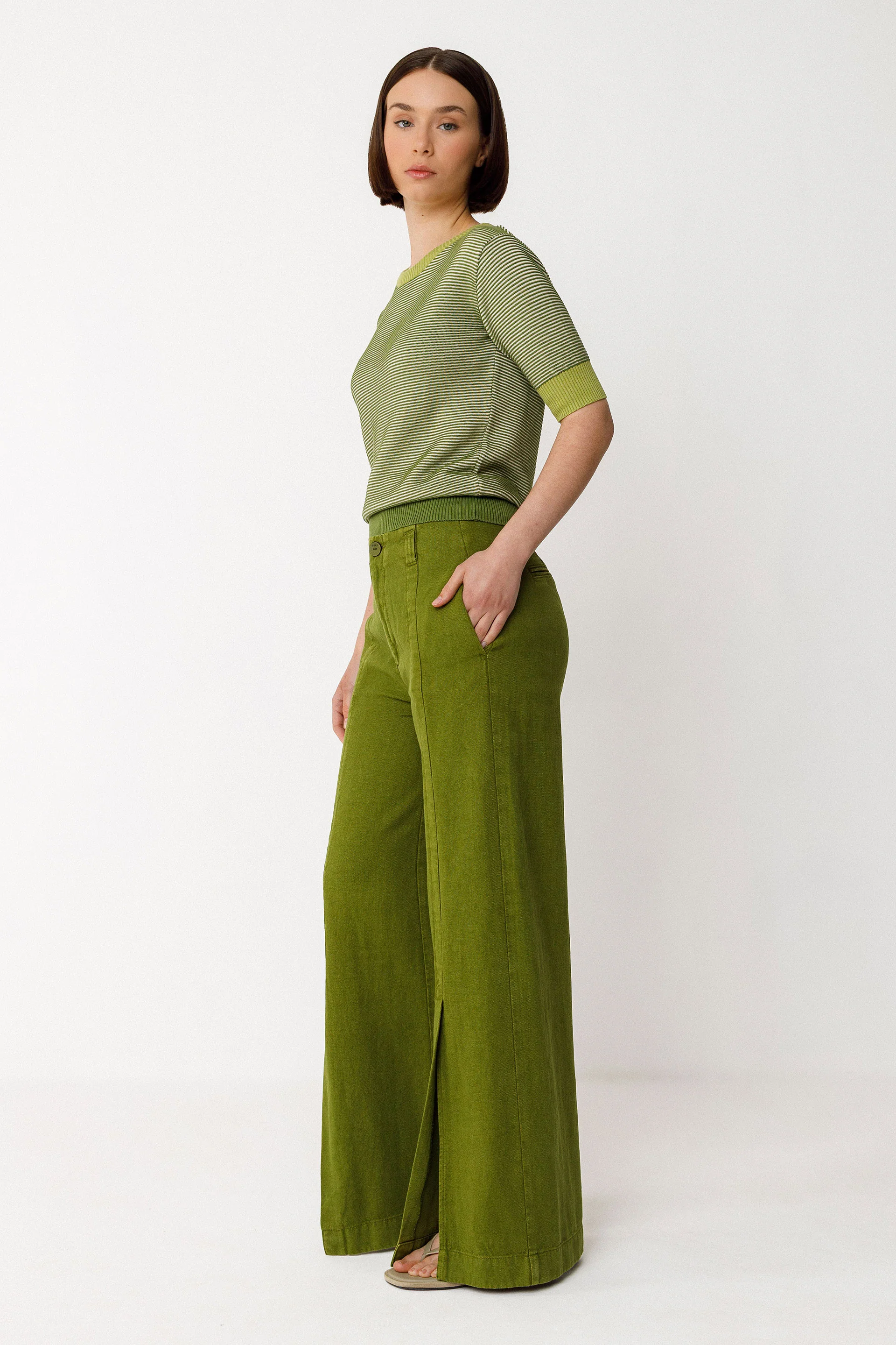 Muike Sweater - Dark Green - Image 2