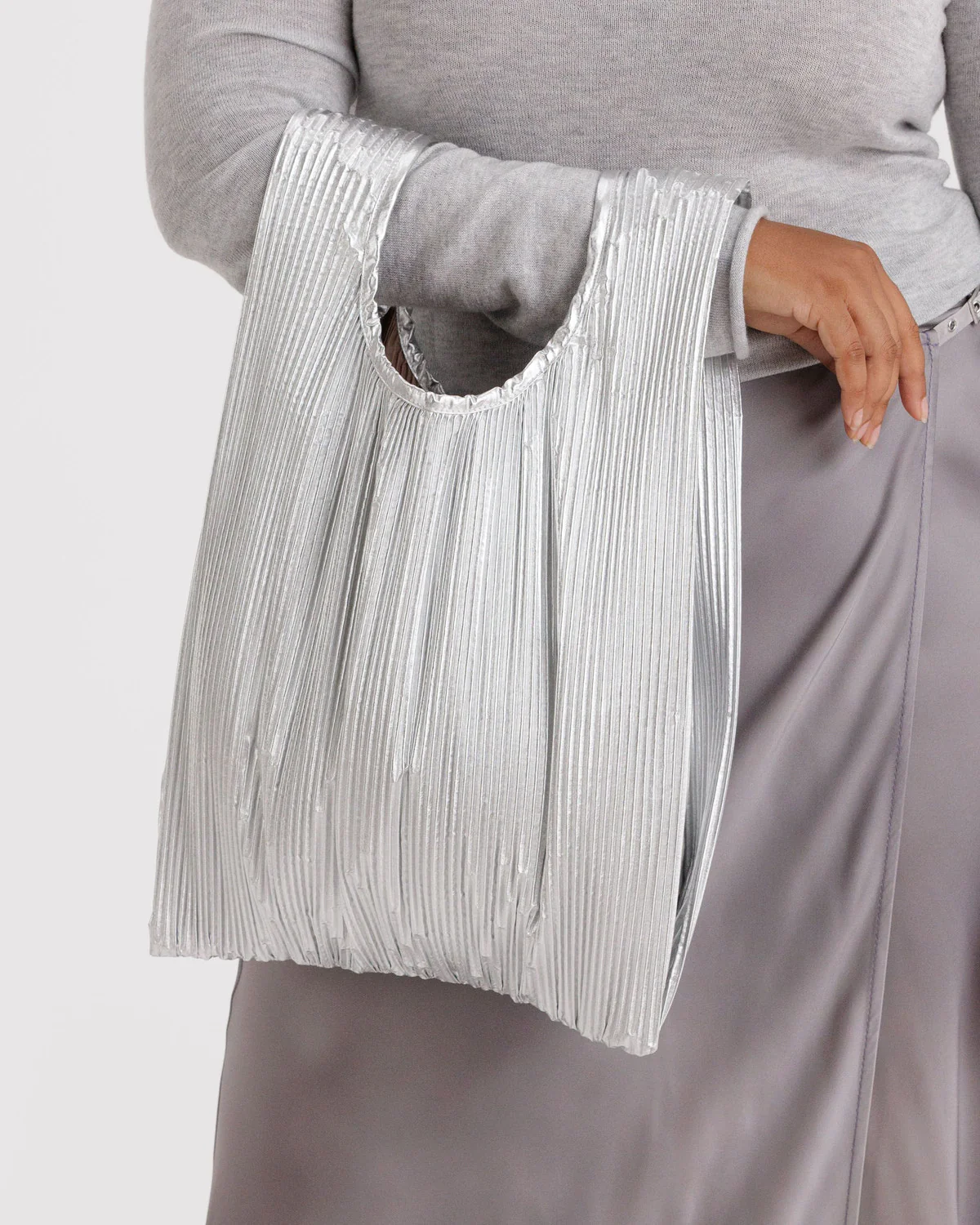 Pleated Baggu- Chrome Metallic - Image 2