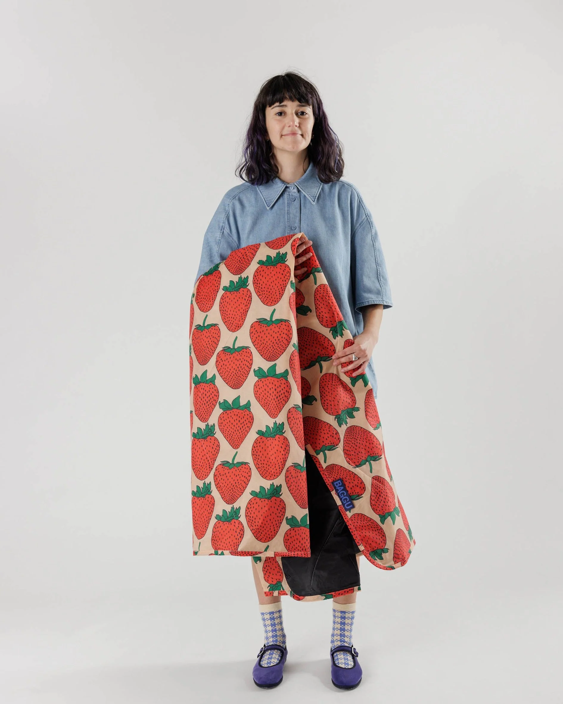 Puffy Picnic Blanket - Strawberry - Image 3