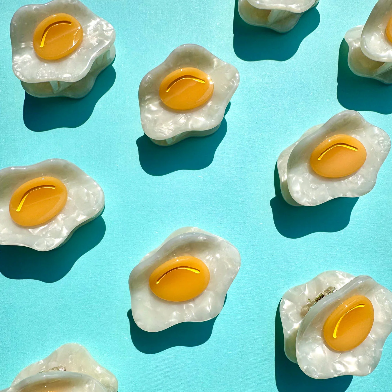 Sunny-Side Up Mini Claw - Image 2
