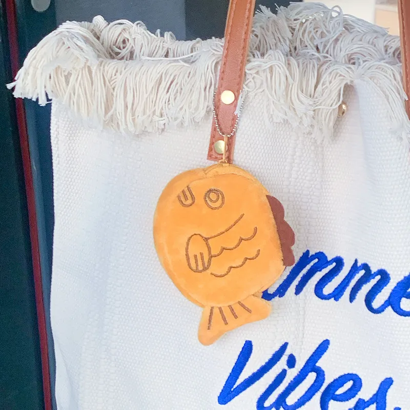 Taiyaki Fish Zipper Keychain Pouch - Image 2