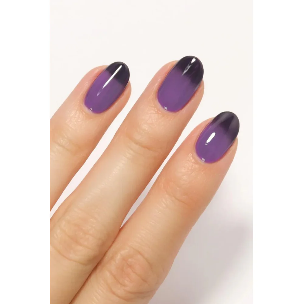 Thermal Color-Changing Nail Polish - Treble - Image 6