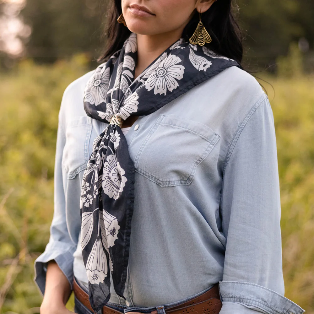 Wild Rag Fiona Bandana - 34" - Image 2