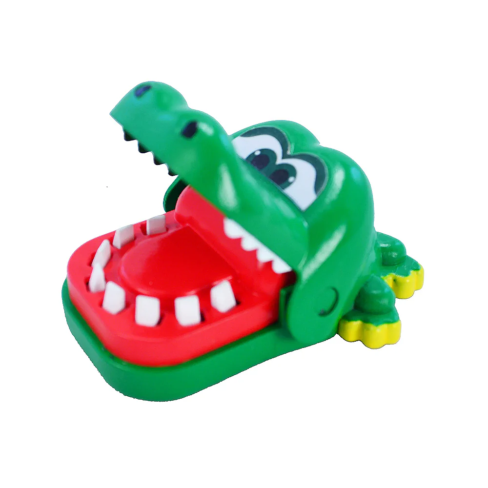 World's Smallest Game- Crocodile Dentist - Image 2