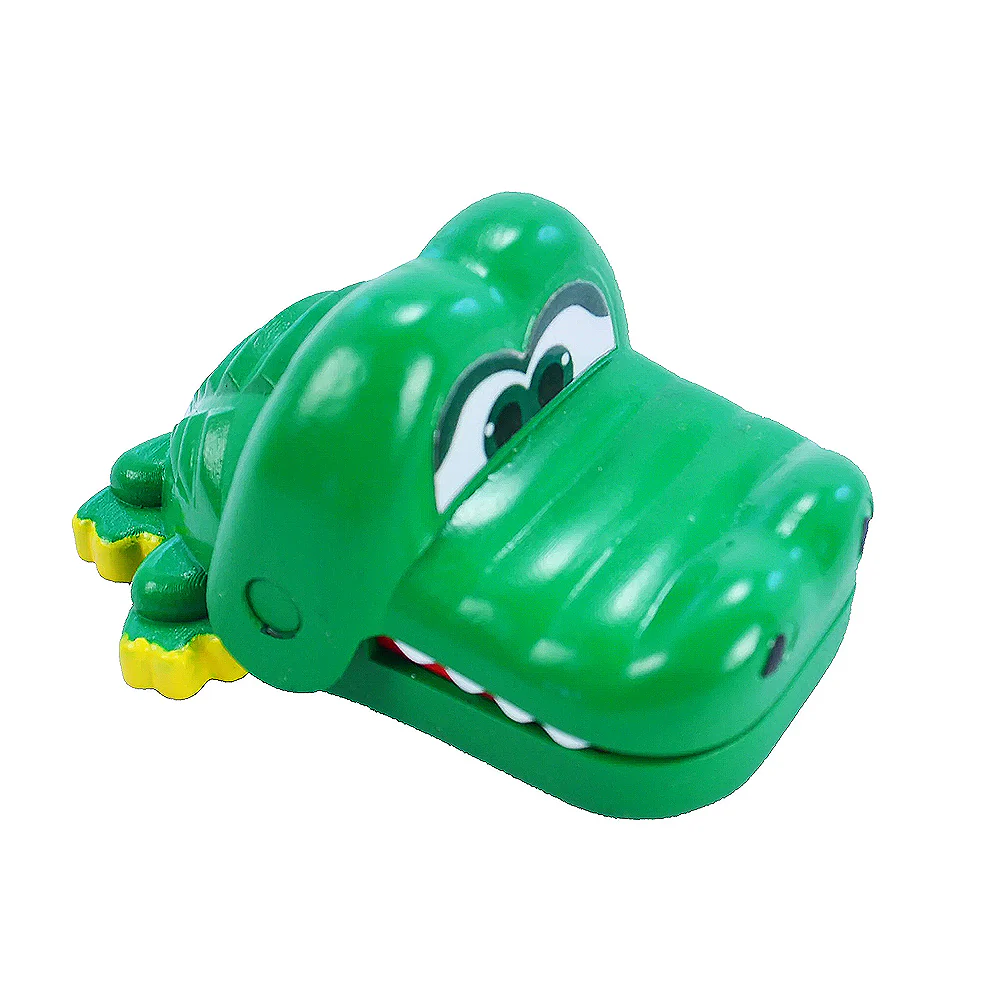 World's Smallest Game- Crocodile Dentist - Image 3